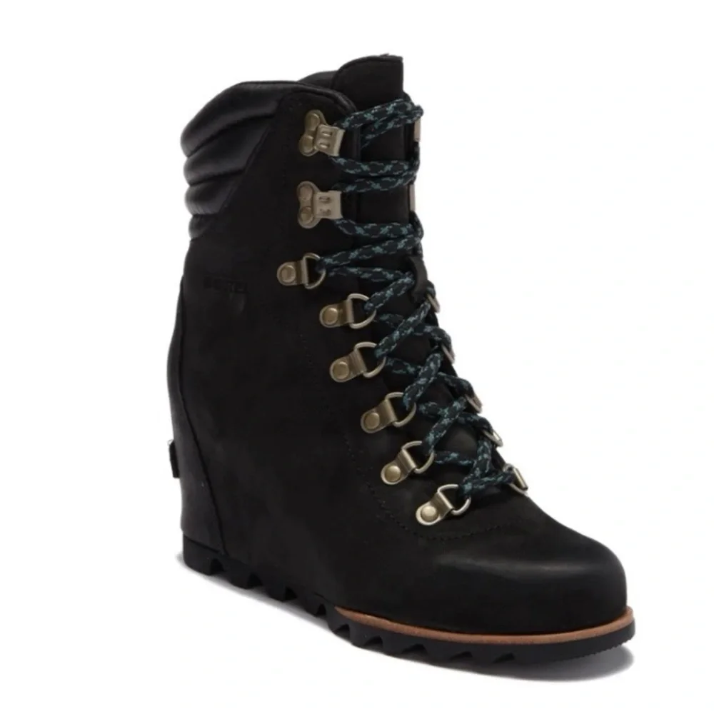 Sorel Conquest Waterproof Wedge Boots Leather Women's Green/Black size 6